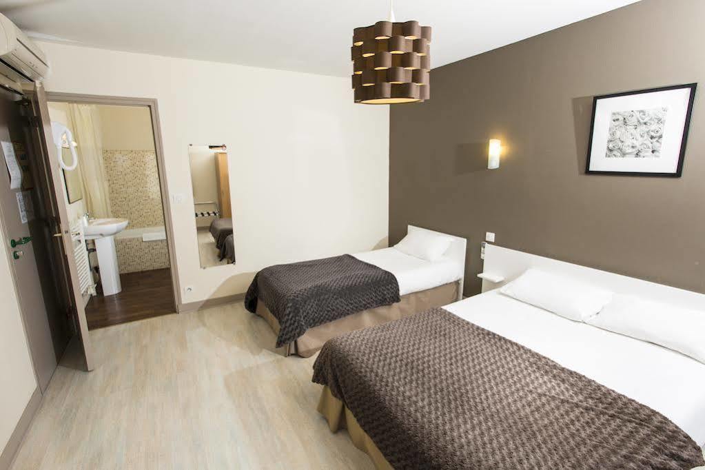 Brit Hotel Du Parc Niort Centre-Parking Gratuit Eksteriør billede