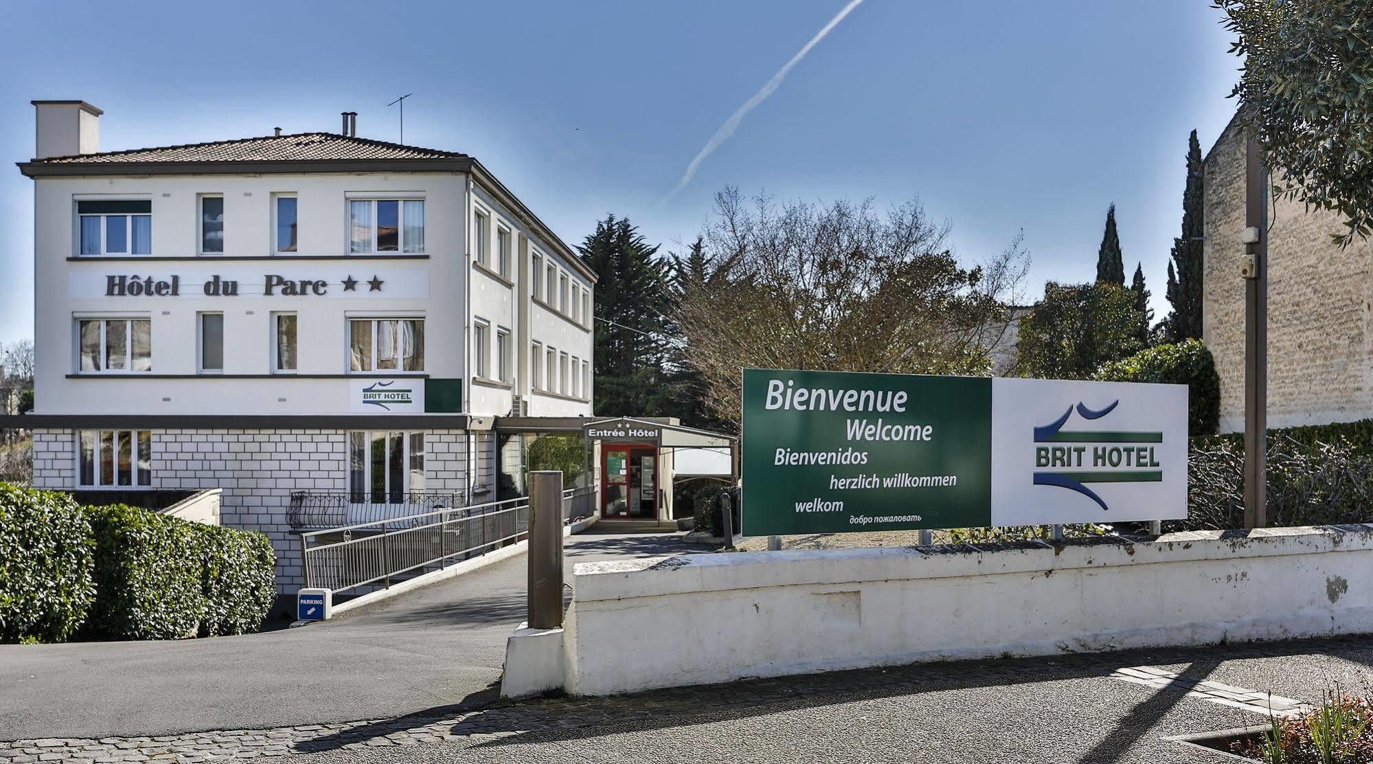 Brit Hotel Du Parc Niort Centre-Parking Gratuit Eksteriør billede